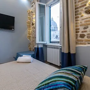 https://zeus-inn.it-romehotels.com