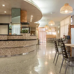 https://hotel-maris.emilia-romagnahotels.net
